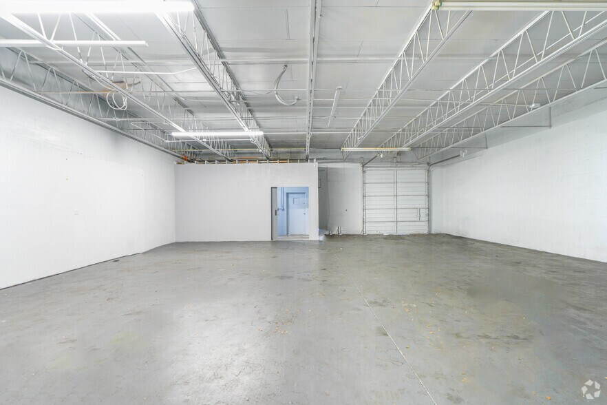 14605 49th St N, Clearwater, FL à louer - Photo intérieure - Image 2 de 18