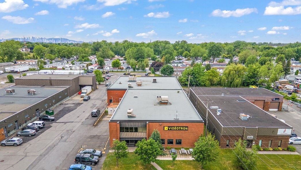 3750 Rue Richelieu, Saint-hubert, QC à vendre Photo principale- Image 1 de 1
