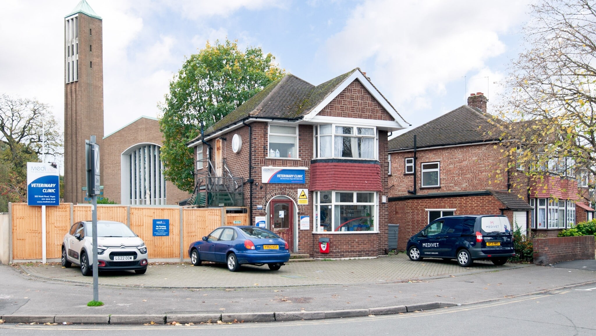 102 Nield Rd, Hayes for lease Primary Photo- Image 1 of 6