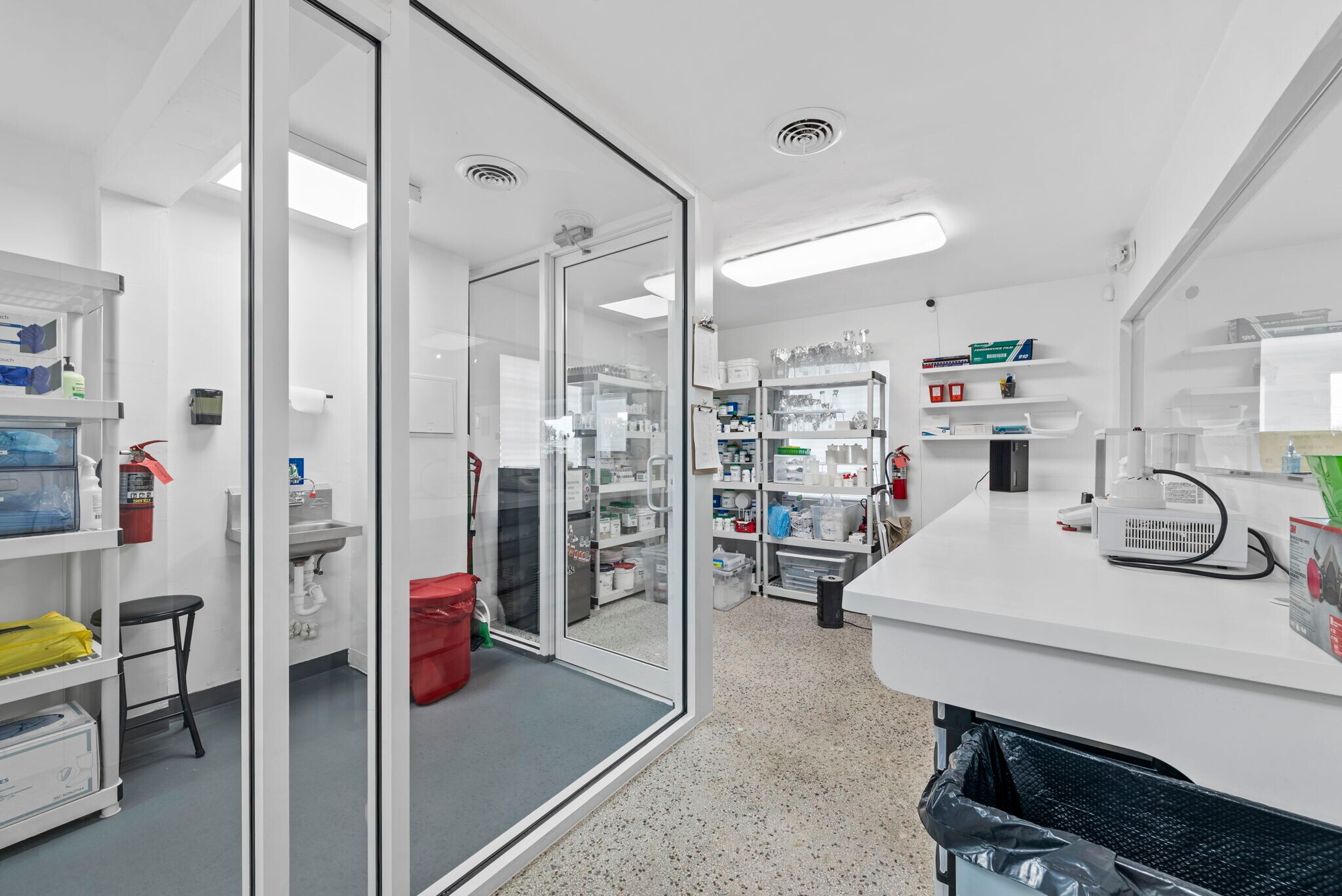 141 E Commercial Blvd, Oakland Park, FL à vendre Photo principale- Image 1 de 18