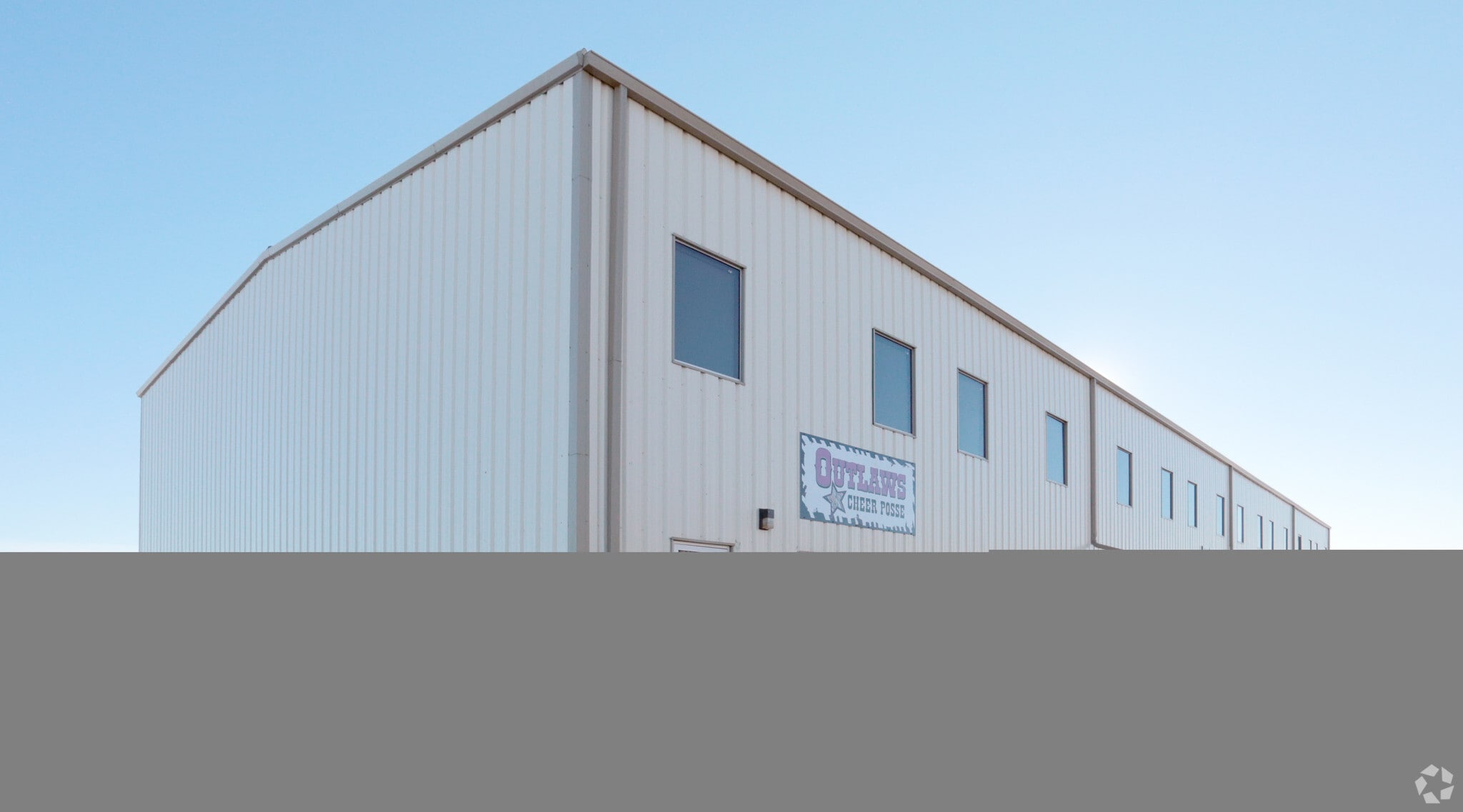 7611 Sparrow Dr, Leduc, AB for lease Primary Photo- Image 1 of 9