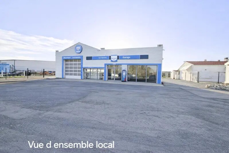 Local d'activités dans Charron à vendre Photo du bâtiment- Image 1 de 18