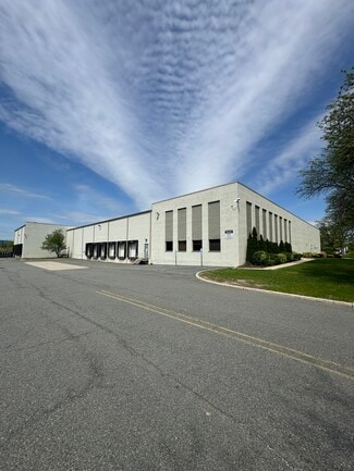 More details for 131-133 Seaview Dr, Secaucus, NJ - Industrial for Lease