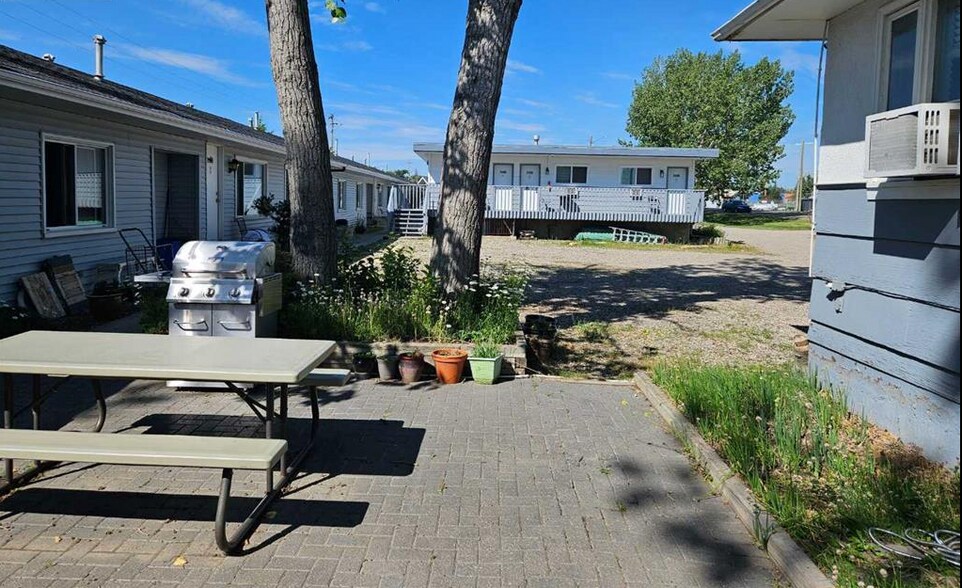 115 2nd St SE, Vulcan, AB à vendre - Photo principale - Image 1 de 1