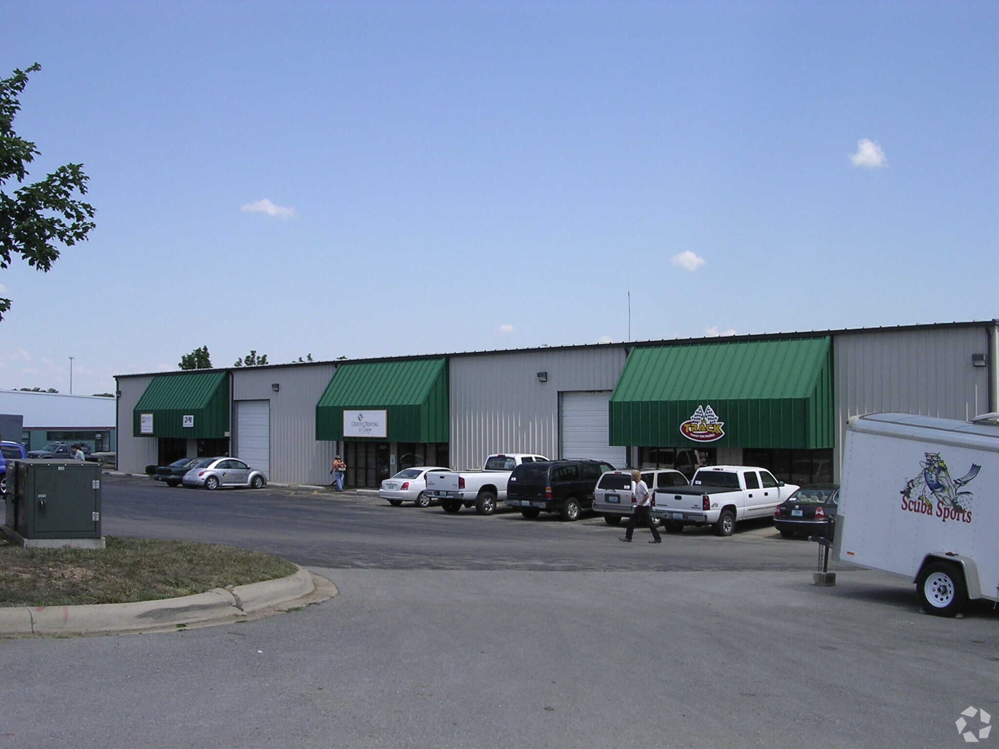 139 Industrial Park Dr, Hollister, MO for sale Primary Photo- Image 1 of 1