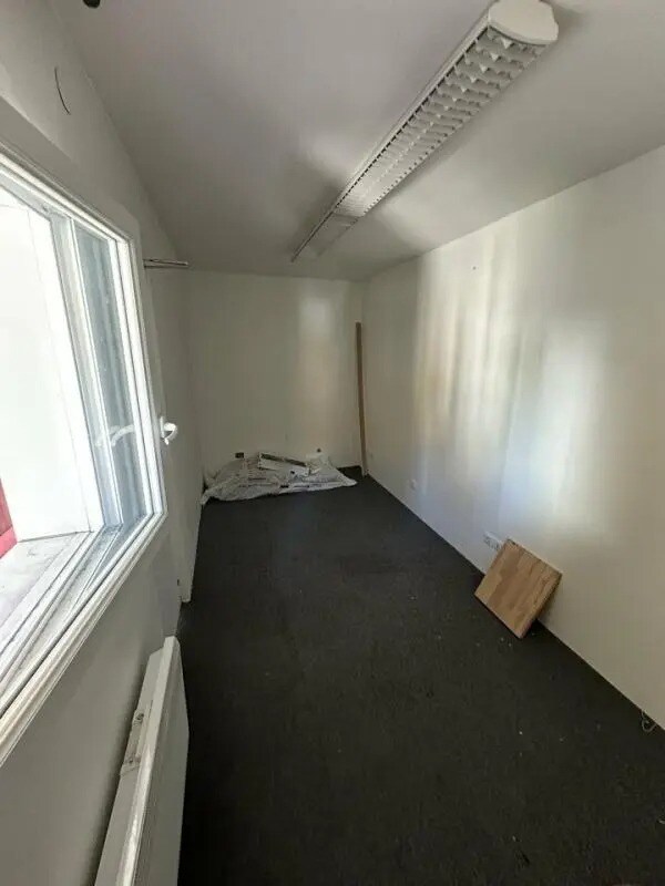 Flex in Saint-Maur-des-Fossés for lease Interior Photo- Image 1 of 7