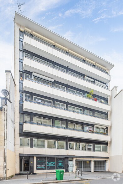 101 Rue De Vaugirard, Paris à louer - Photo du bâtiment - Image 3 de 4