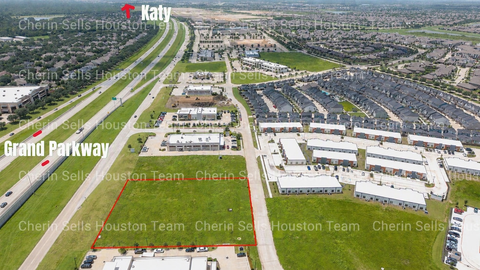7707 W Grand Pky S, Richmond, TX for sale - Building Photo - Image 2 of 6