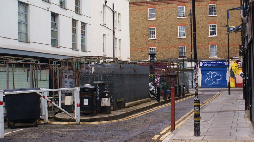 3 Leyden St, London for lease - Primary Photo - Image 1 of 4