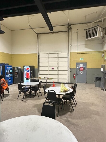 6515 Melton Rd, Gary, IN for lease - Building Photo - Image 3 of 4