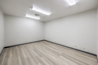 3373 Wynn Rd, Las Vegas, NV for lease Building Photo- Image 2 of 18