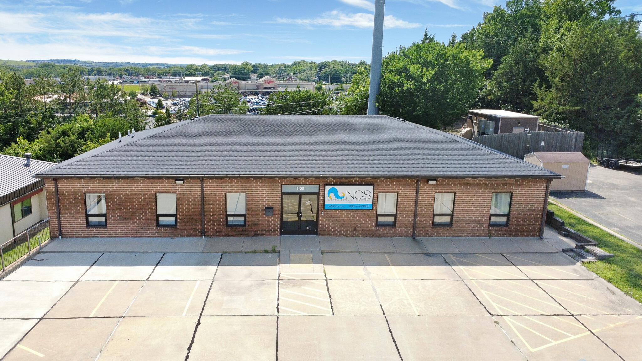 1125 Westport Dr, Manhattan, KS for lease Primary Photo- Image 1 of 27