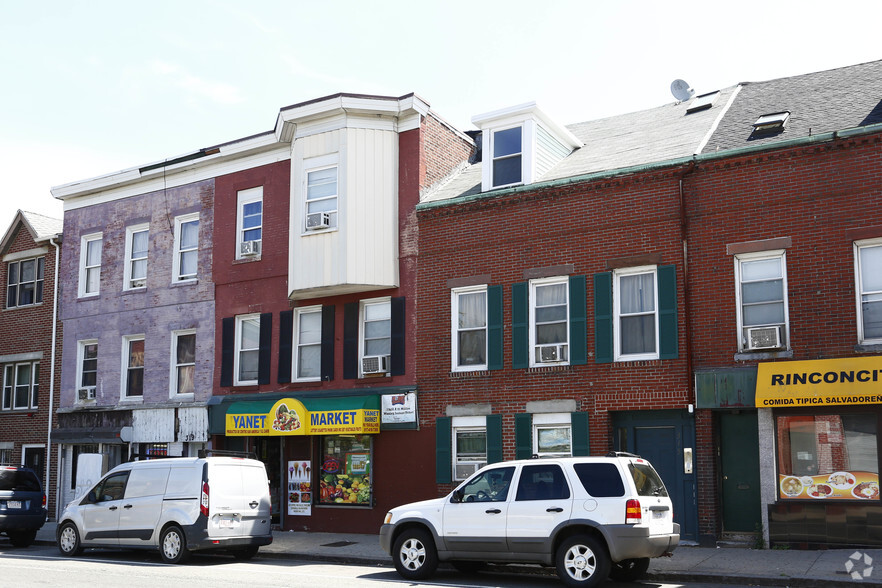 317 Meridian St, East Boston, MA à vendre - Photo principale - Image 1 de 1