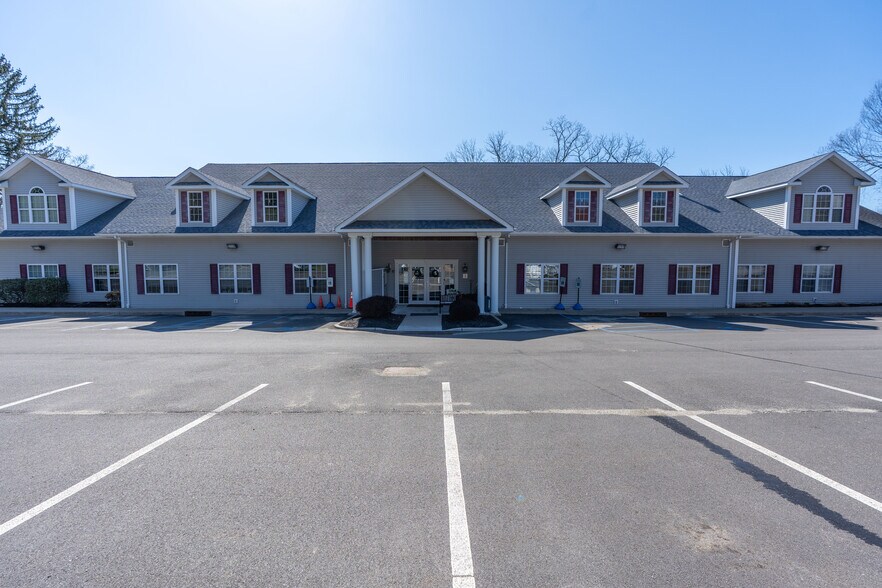 3348 State Route 208, Campbell Hall, NY à vendre - Photo du bâtiment - Image 3 de 15