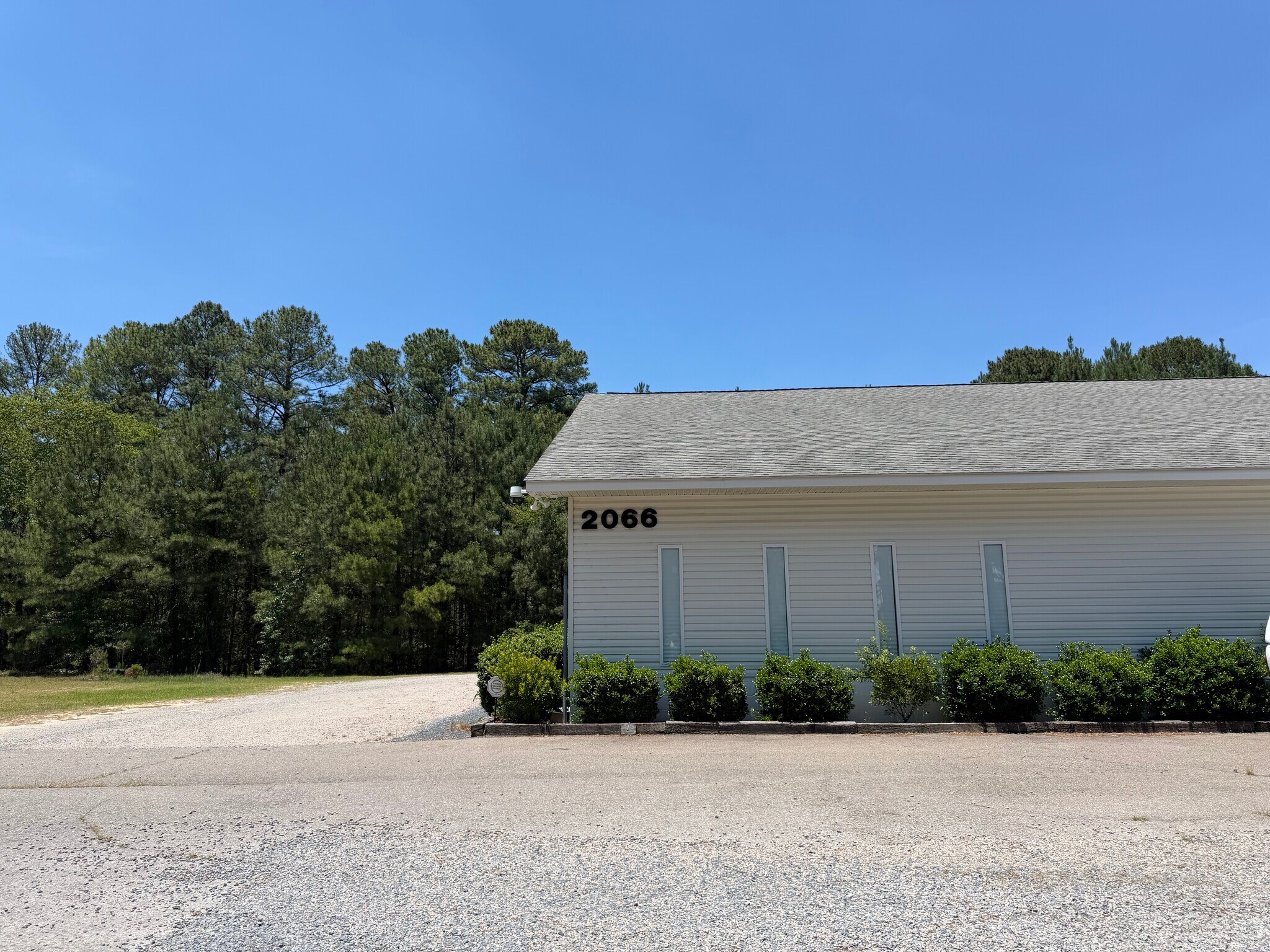 2066 Juniper Lake Rd, West End, NC for lease Building Photo- Image 1 of 19