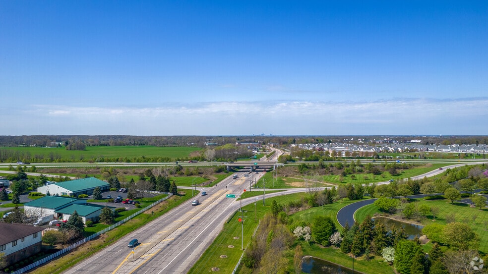 8323 Walton Pky, New Albany, OH for lease - Aerial - Image 2 of 11