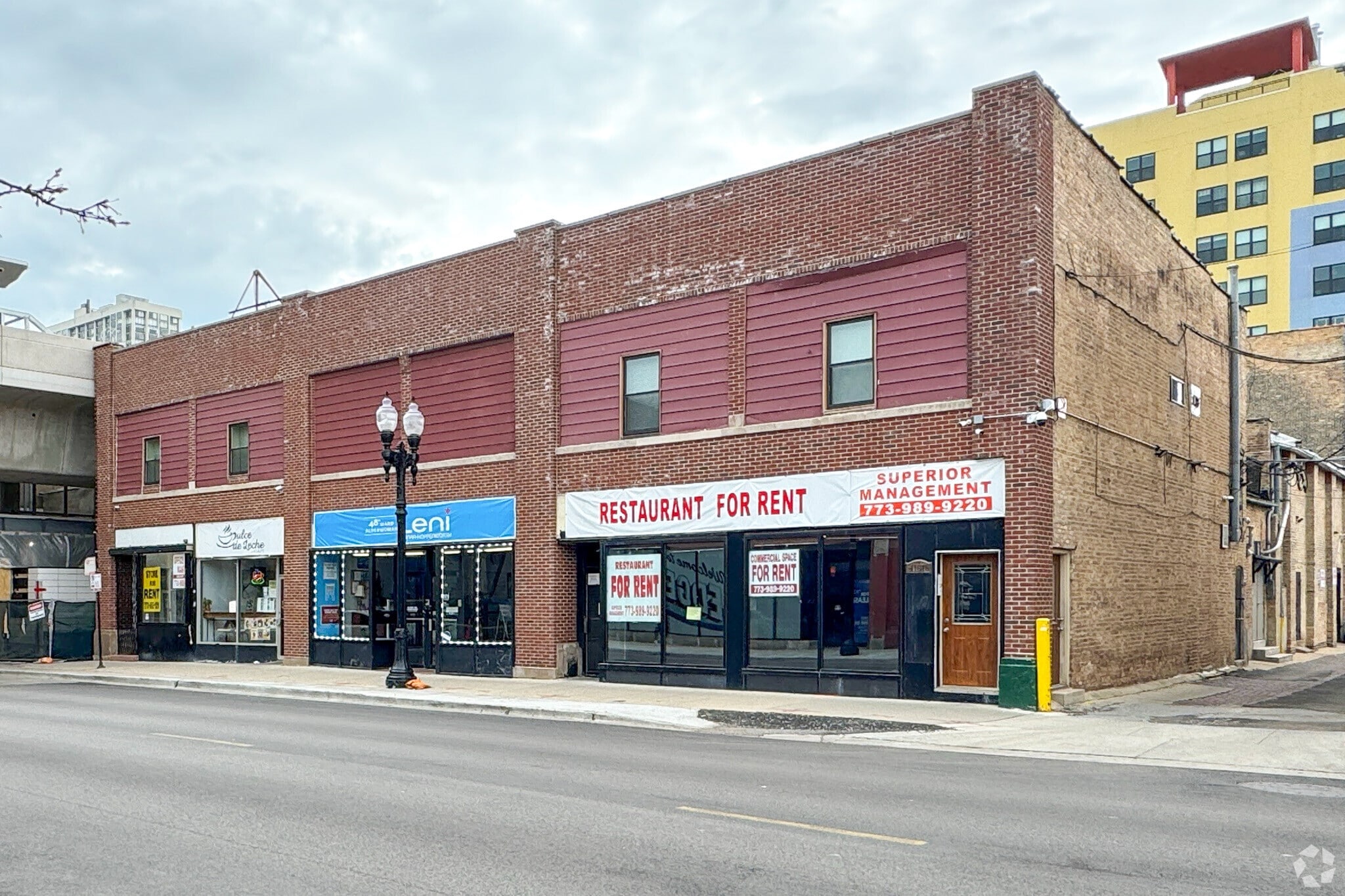 1127-1131 W Bryn Mawr Rd, Chicago, IL for lease Primary Photo- Image 1 of 6