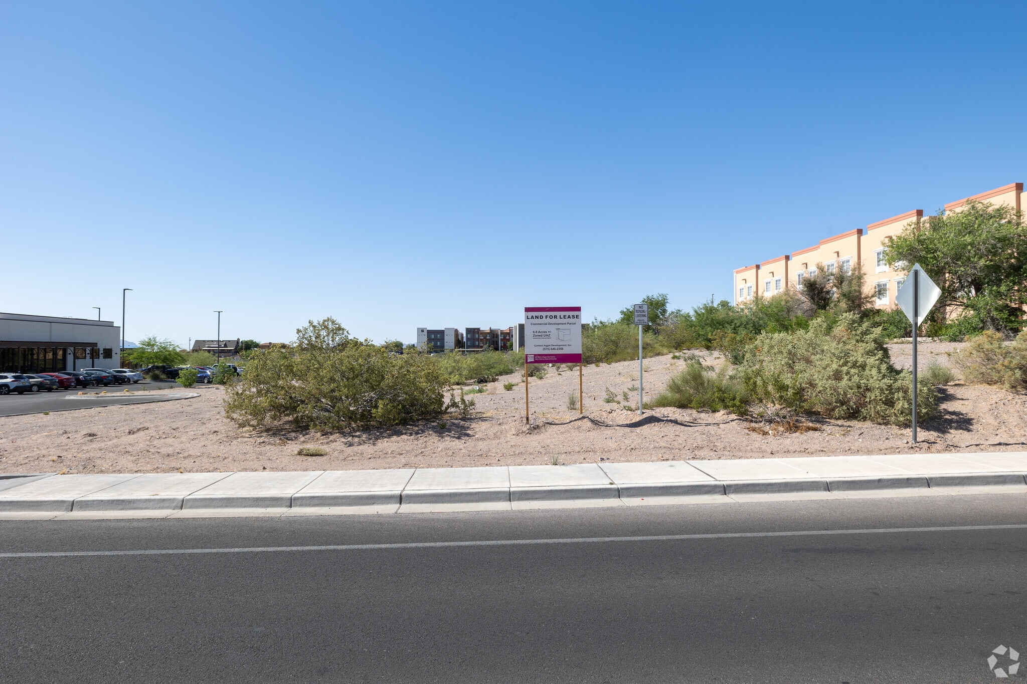 2141 S Triviz Dr, Las Cruces, NM à louer Photo principale- Image 1 de 2