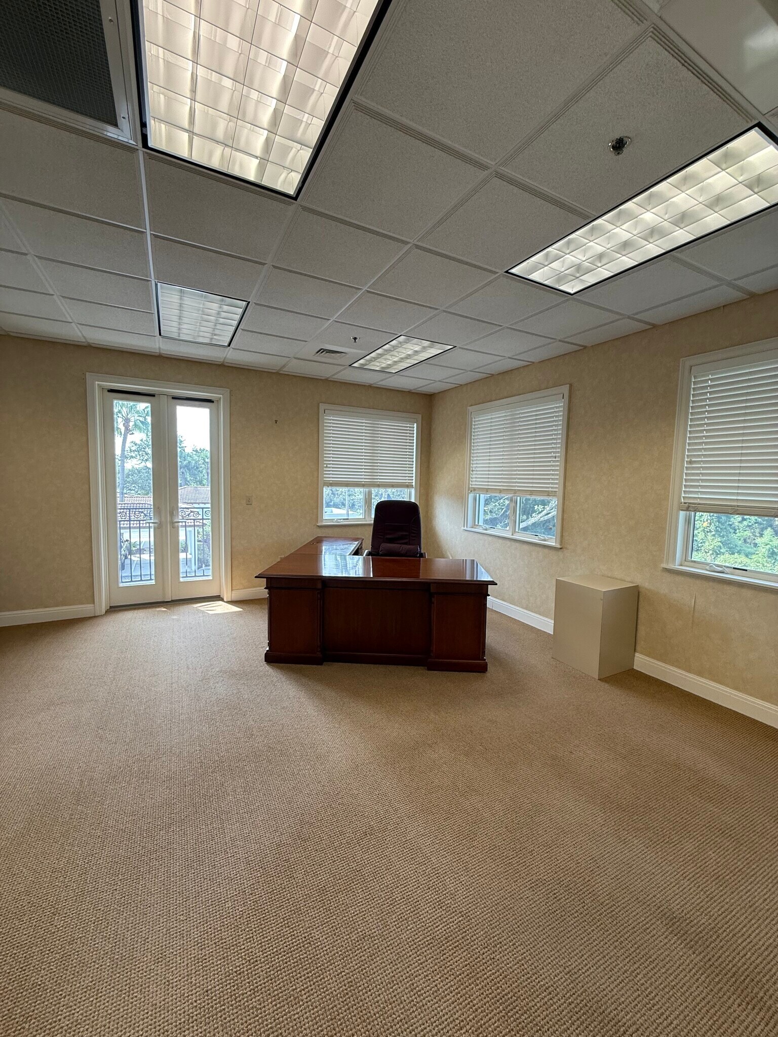 11450 SE Dixie Hwy, Hobe Sound, FL for lease Interior Photo- Image 1 of 5