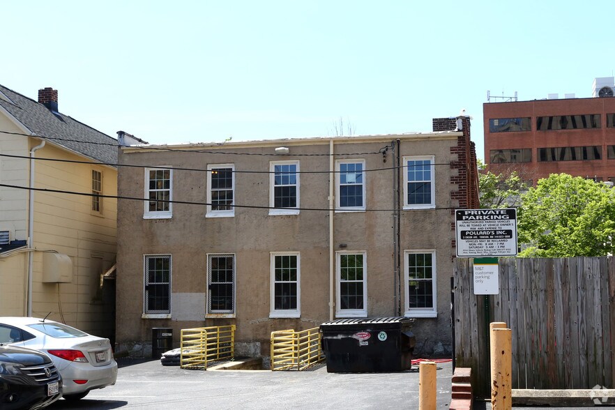 44 W Chesapeake Ave, Towson, MD for lease - Building Photo - Image 2 of 9