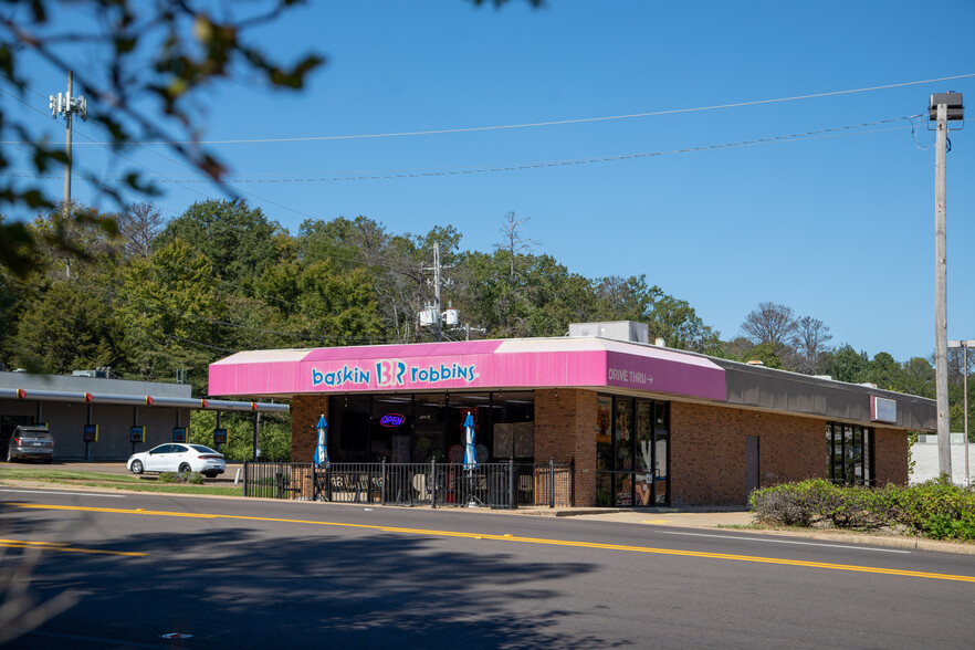 1910 E County Line Rd, Ridgeland, MS for sale - Building Photo - Image 2 of 9