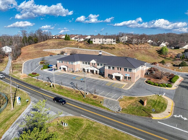 More details for 105 Stony Pointe Way, Strasburg, VA - Office, Office/Retail for Lease
