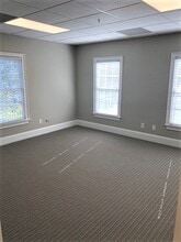 284 S Main St, Alpharetta, GA à louer Photo intérieure- Image 1 de 15