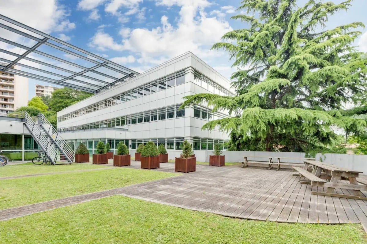 4 Chemin Du Ruisseau, Écully for lease Building Photo- Image 1 of 22