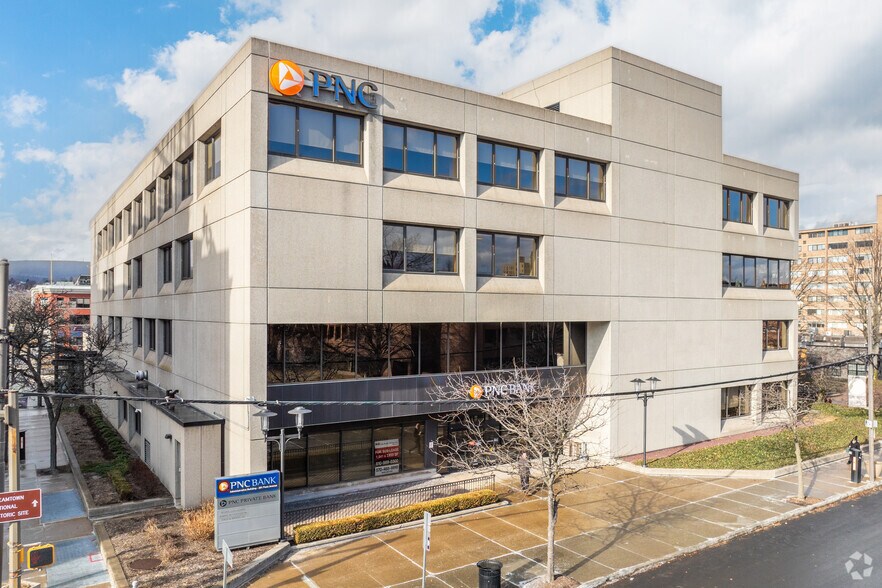 201 Penn Ave, Scranton, PA à louer - Photo du bâtiment - Image 1 de 7