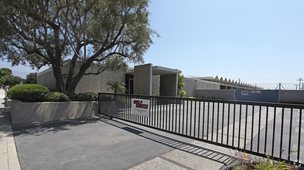 4420 Baldwin Ave, El Monte, CA for lease - Primary Photo - Image 2 of 4