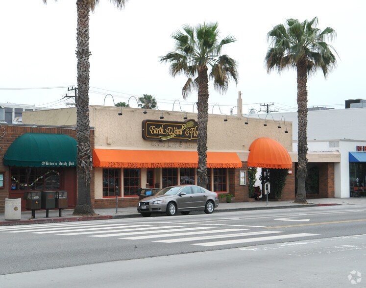 2222 Wilshire Blvd, Santa Monica, CA à louer - Photo principale - Image 1 de 46