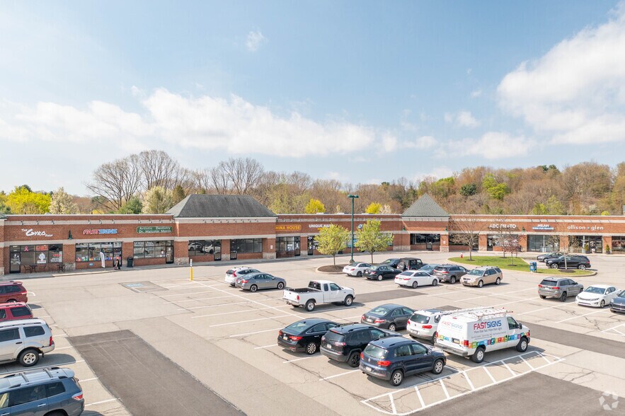 12001-12083 Perry Hwy, Wexford, PA for lease - Building Photo - Image 3 of 6