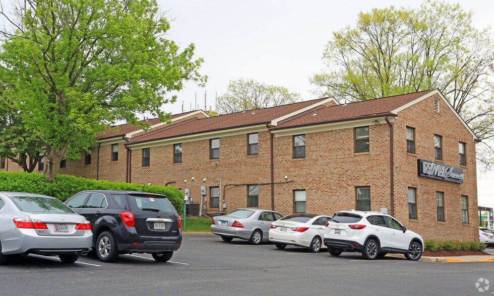10230-10244 River Rd, Potomac, MD à louer - Photo du bâtiment - Image 2 de 3