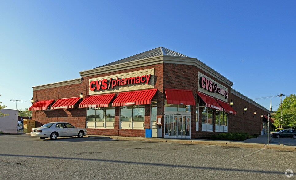 4460-4486 Mayfield Rd, Cleveland Heights, OH à louer - Photo du bâtiment - Image 2 de 4