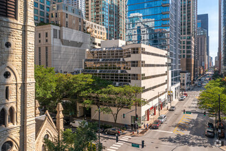 1 E Superior St, Chicago, IL - AÉRIEN  Vue de la carte