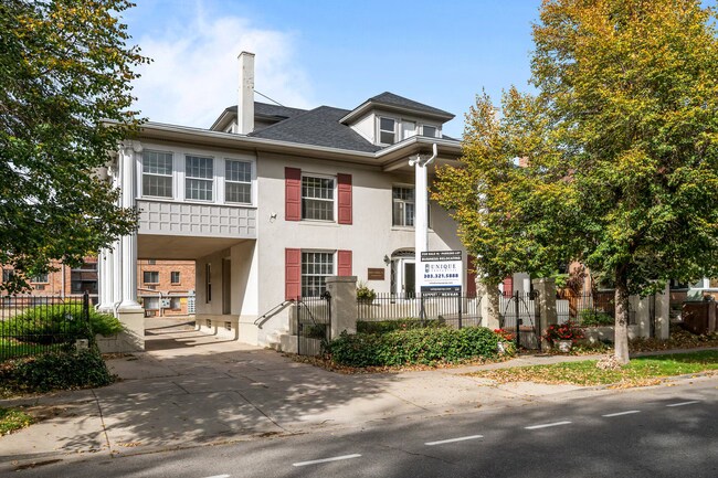 Plus de détails pour 851 Clarkson St, Denver, CO - Bureau à louer