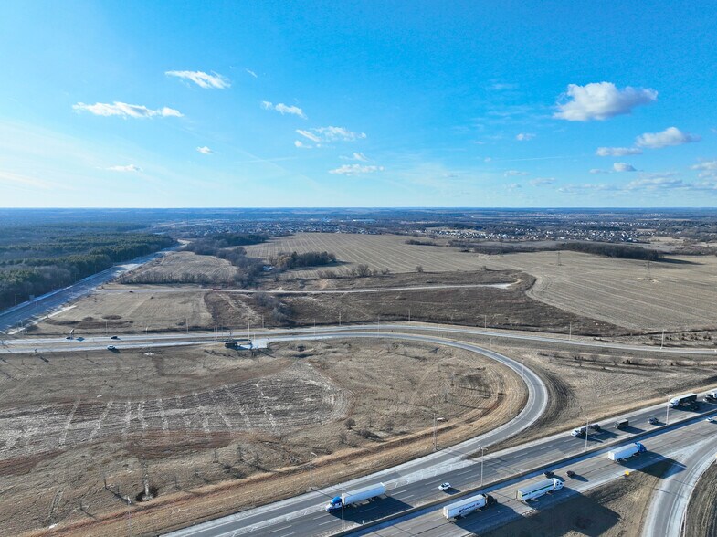 7294 W Lane Rd, Machesney Park, IL à louer - Photo du bâtiment - Image 3 de 4