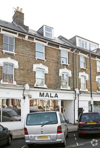 128 Petherton Rd, Londres à louer - Photo du bâtiment - Image 2 de 29