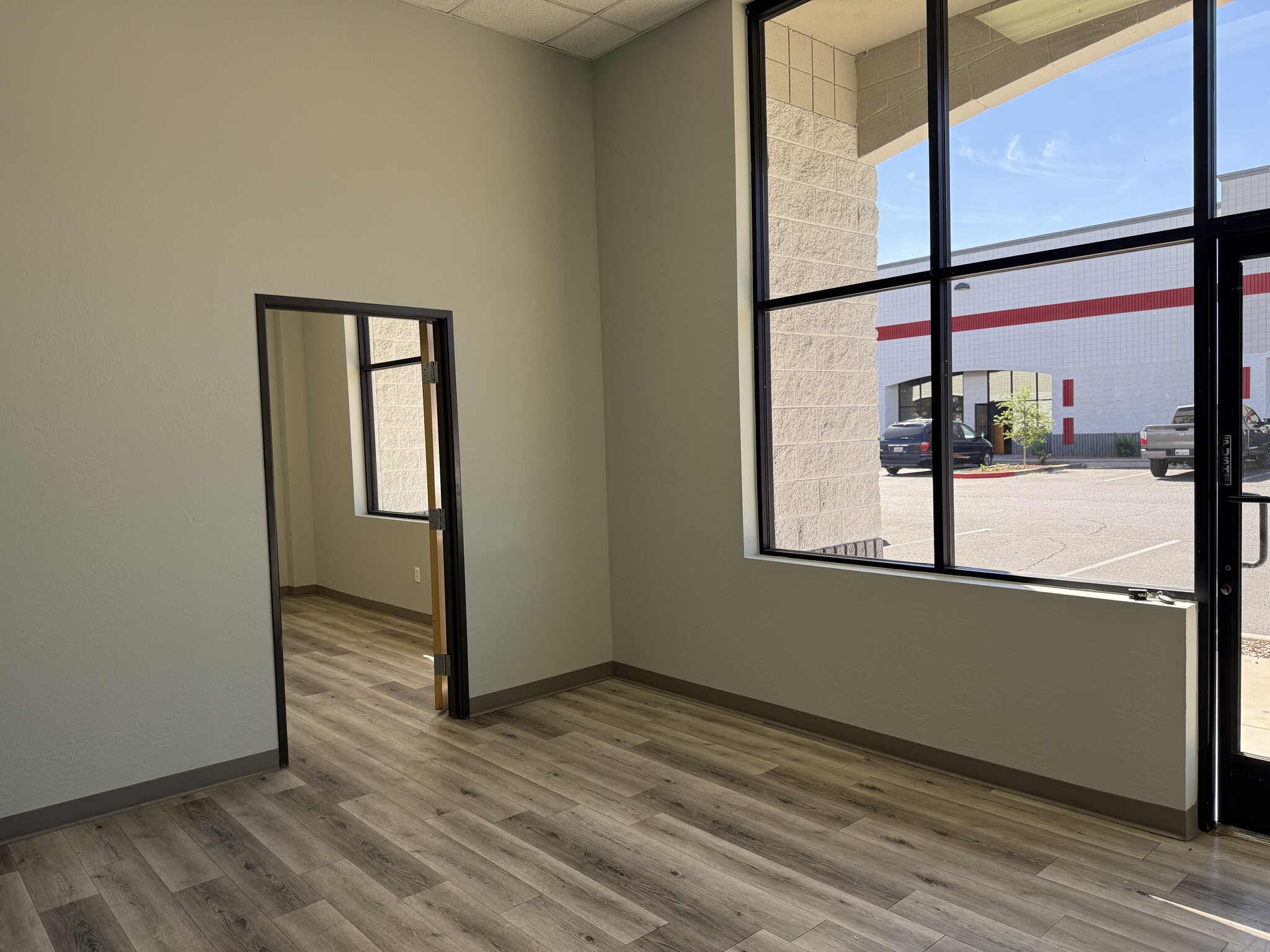 500-600 N Bullard Ave, Goodyear, AZ for lease Interior Photo- Image 1 of 4