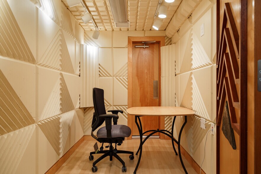 1315 Cornwall Ave, Bellingham, WA à louer - Photo intérieure - Image 3 de 11