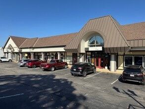 1026 Palisades Blvd, Osage Beach, MO for lease Interior Photo- Image 1 of 19