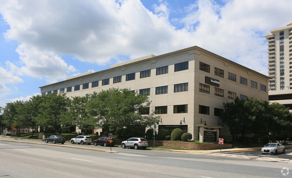 501 Fairmount Ave, Towson, MD for lease - Building Photo - Image 2 of 8