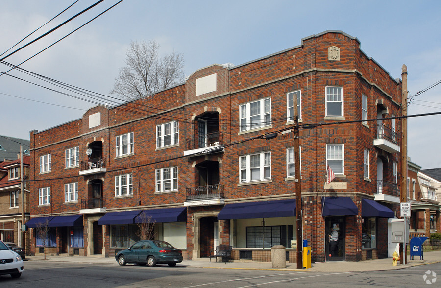 357-361 Taylor Ave, Bellevue, KY à vendre - Photo principale - Image 1 de 1