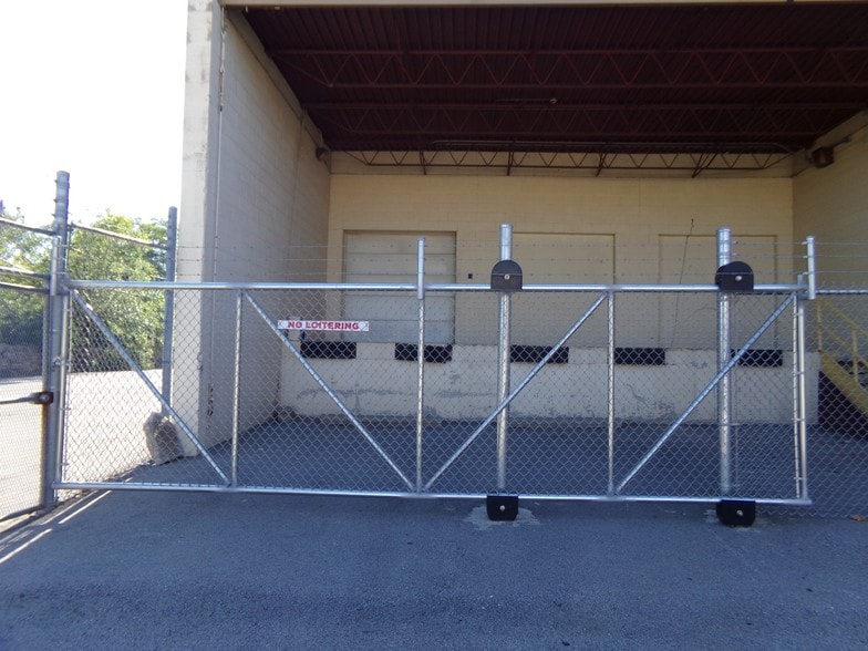 709 Forest Ave, Kansas City, MO for lease - Building Photo - Image 2 of 3