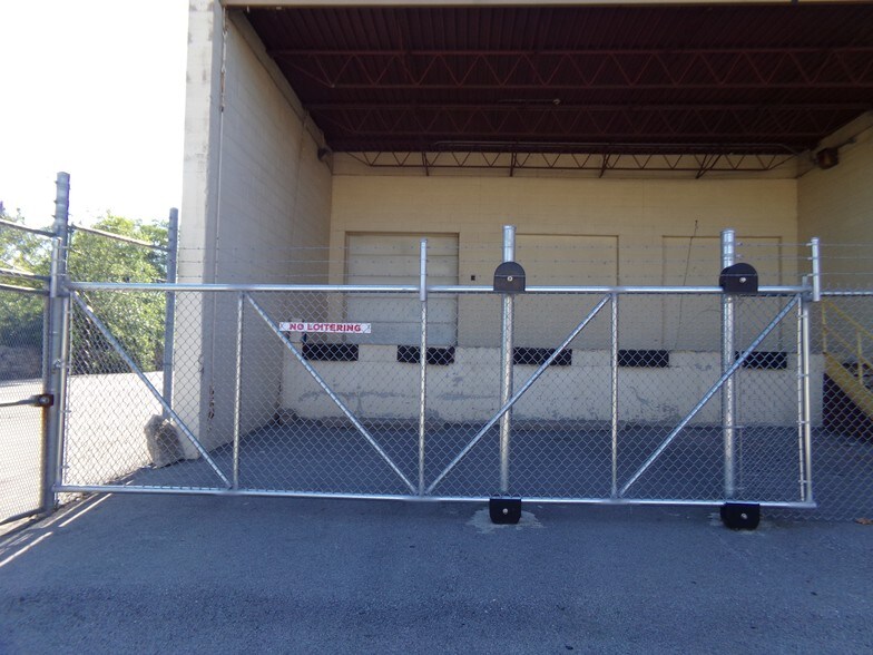 709 Forest Ave, Kansas City, MO à louer - Photo du bâtiment - Image 2 de 3