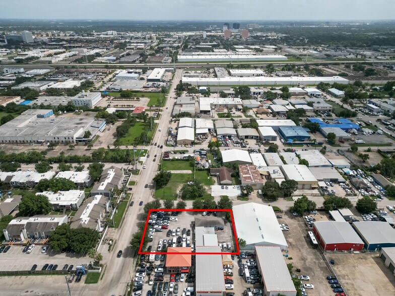 3410 Dunvale Rd, Houston, TX à vendre - Photo du bâtiment - Image 2 de 9