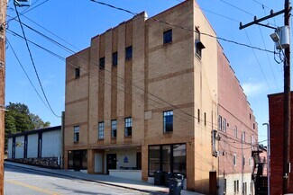 Plus de détails pour 112 Church St, Elkin, NC - Bureau à vendre