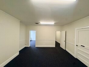 214 Ponce de Leon Ave NE, Atlanta, GA for lease Interior Photo- Image 2 of 7