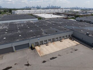 Plus de détails pour 112 Port Jersey Blvd, Jersey City, NJ - Industriel à louer