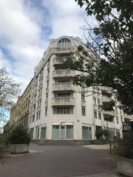 Retail in Saint-Mandé for sale - Building Photo - Image 3 of 5